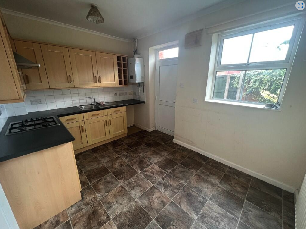 House in Crewe - View 2