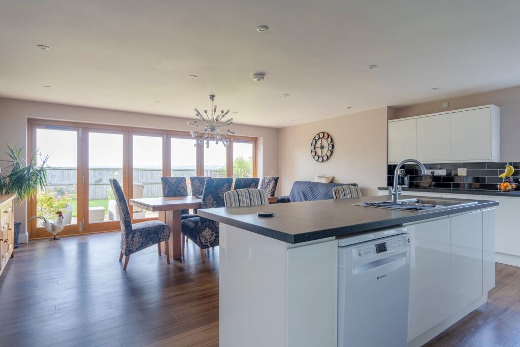 Additional image 3 of Woodlands House, Havyatt, Glastonbury, Somerset