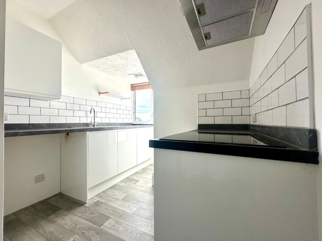 Apartment in Canterbury - View 2