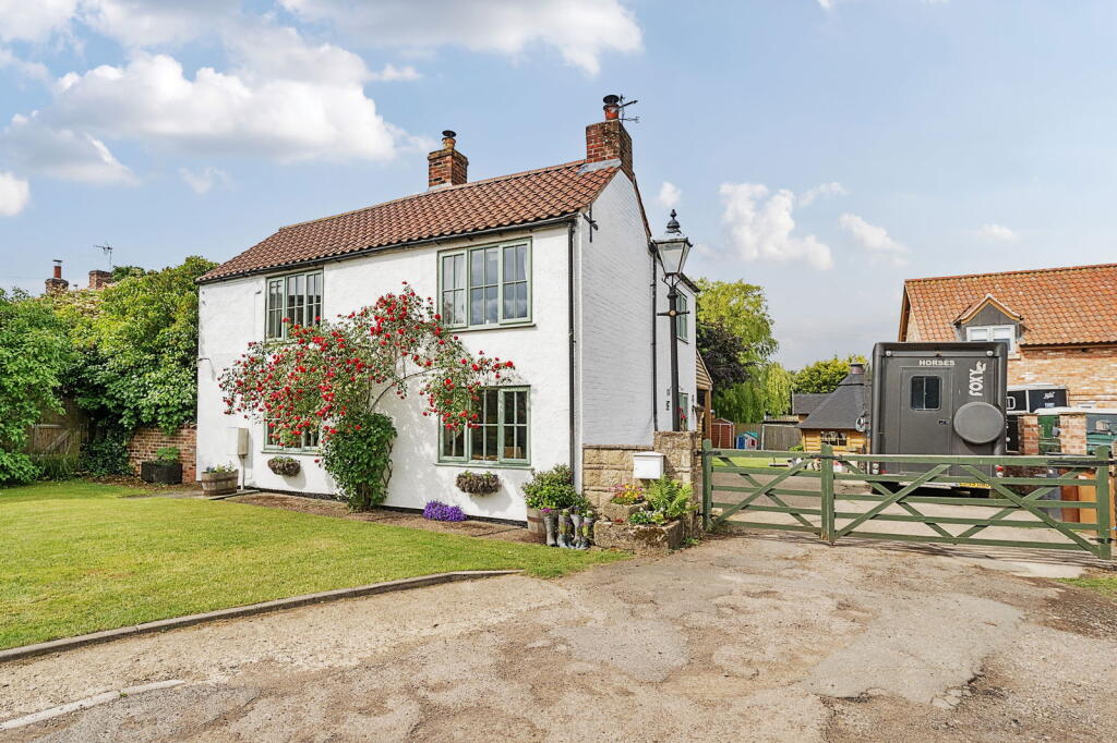 Main image of property: Lyndon East End Long Clawson