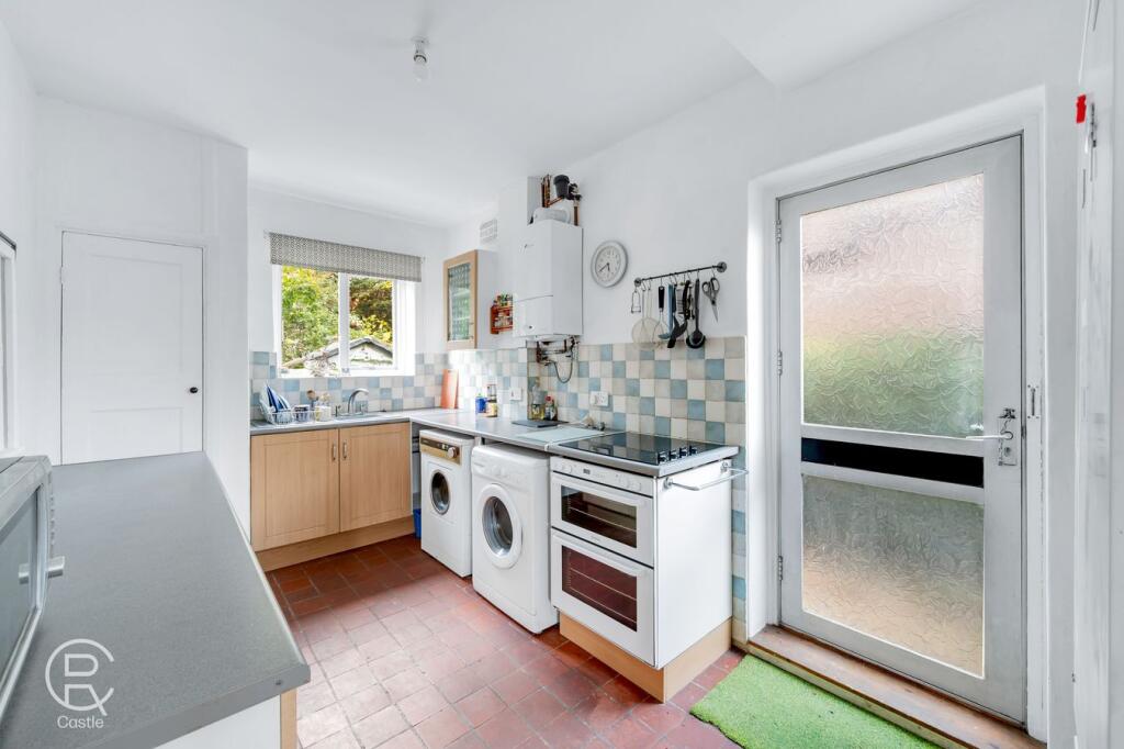 House in London - View 5
