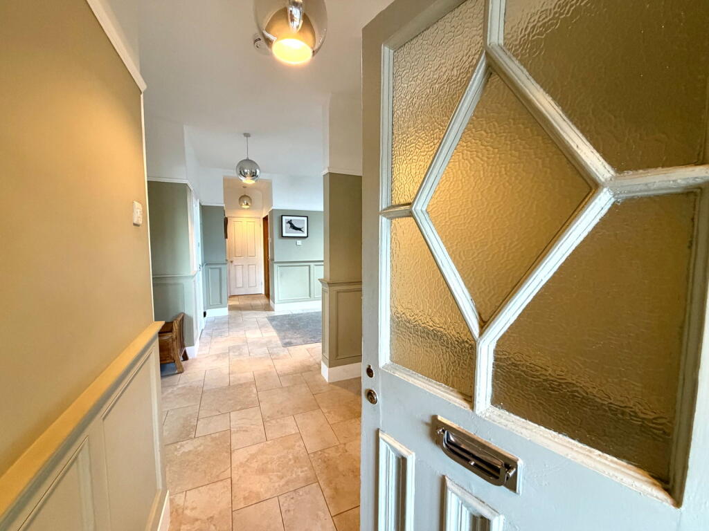 House in Gillingham, Medway - View 5