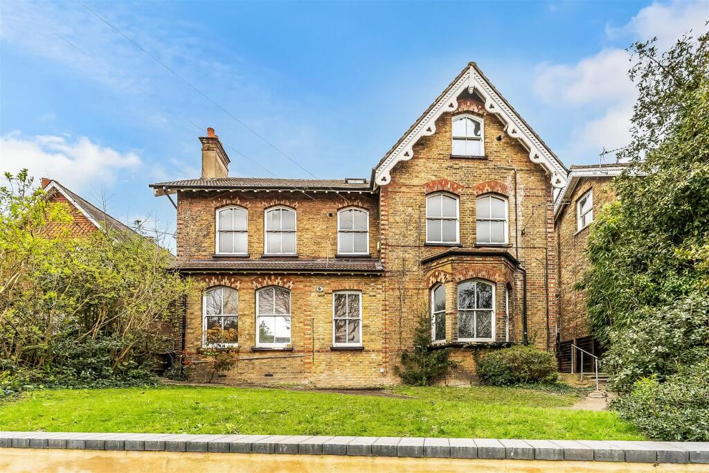 Main image of property: Park Hill Close, Carshalton Beeches