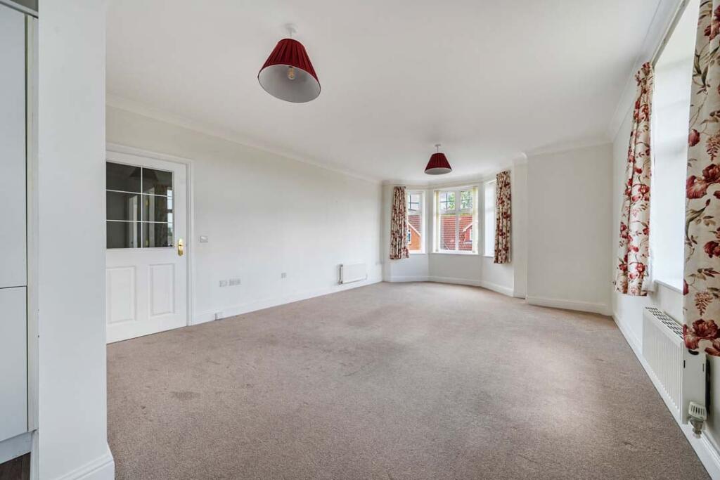 Middleway House, KInglake Drive, Taunton, TA1 photo 3