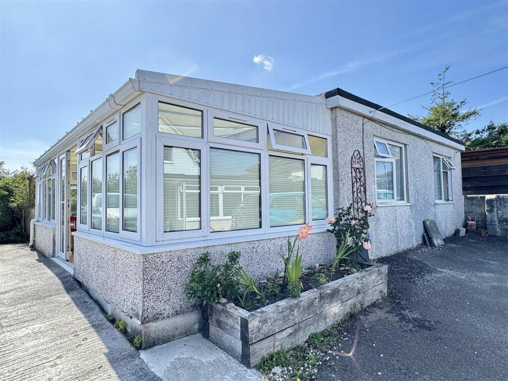 House in Plymouth - View 4