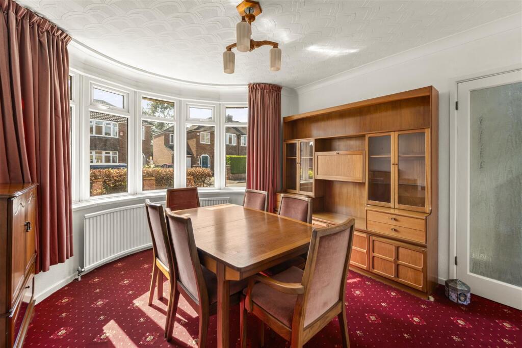 Okehampton Crescent, Sale - View 5