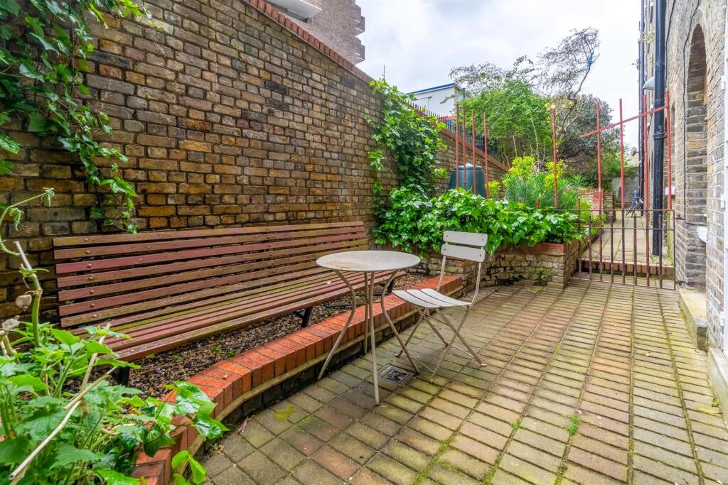 Main image of property: Rawstorne Street, Clerkenwell