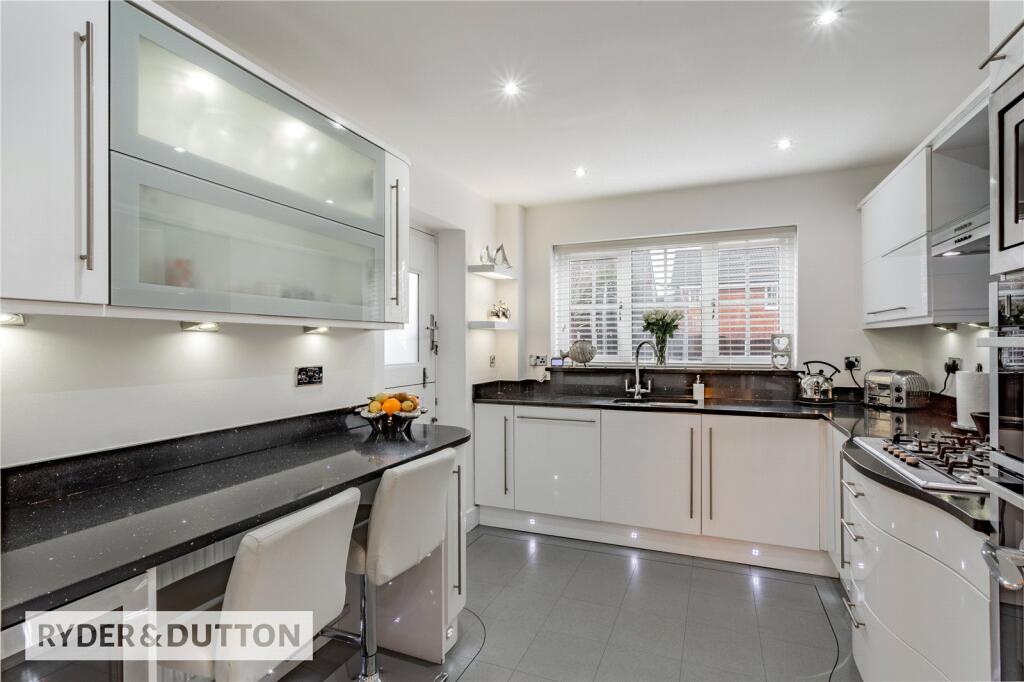 Nall Gate, Burnedge, Rochdale, Greater Manchester, OL16 photo 4