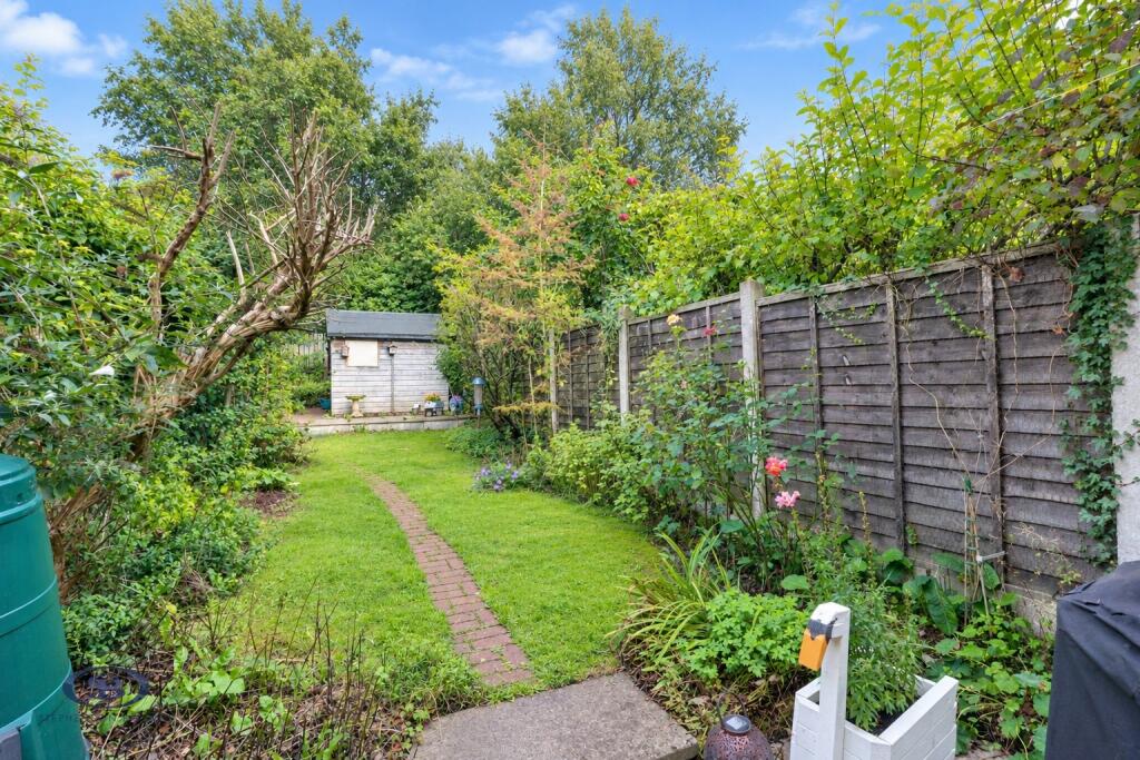House in Stoke-on-Trent - View 3