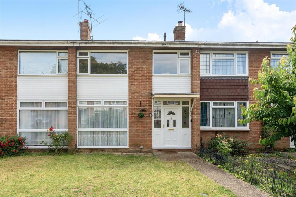 Main image of property: Eccles Close, Caversham, Reading