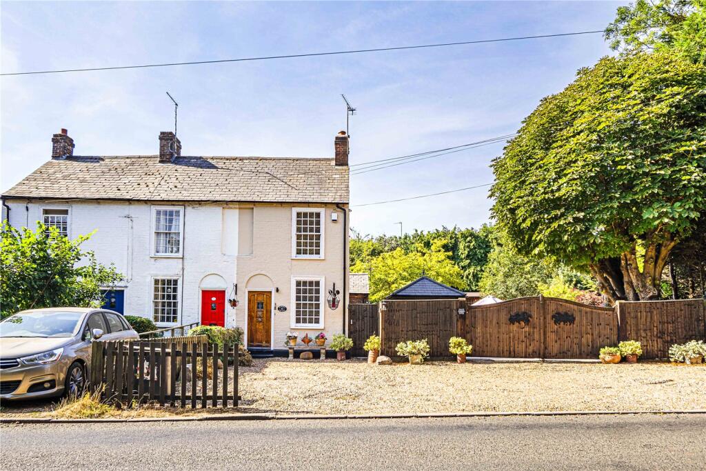 House in Kensworth, Central Bedfordshire