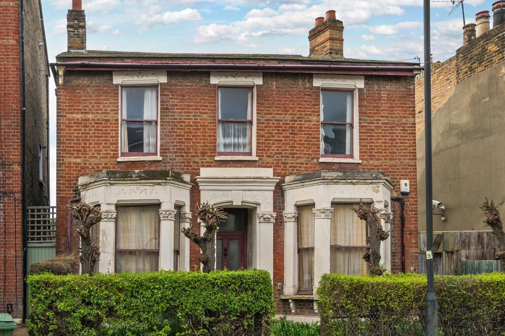 Main image of property: Herne Hill Road, London, SE24