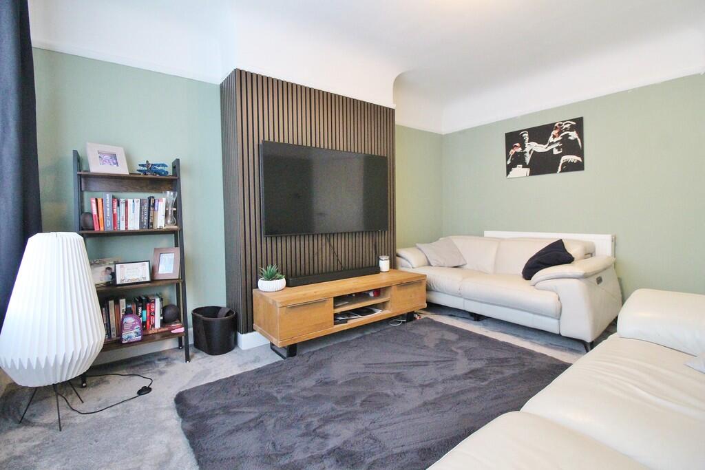 Apartment in Portsmouth - View 2