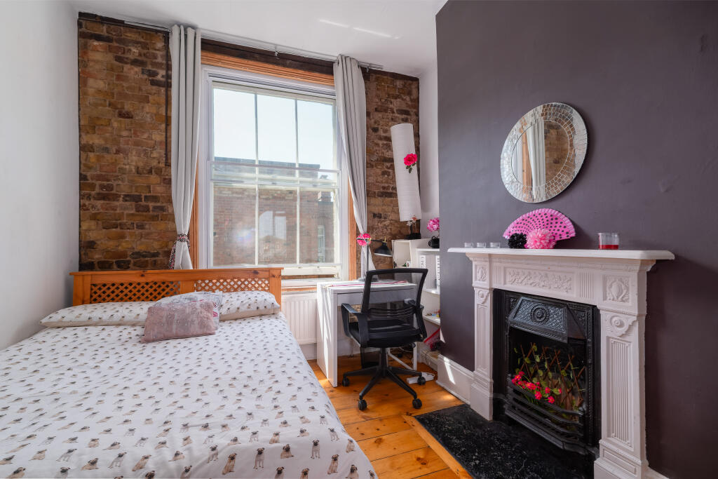 Apartment in London - View 5