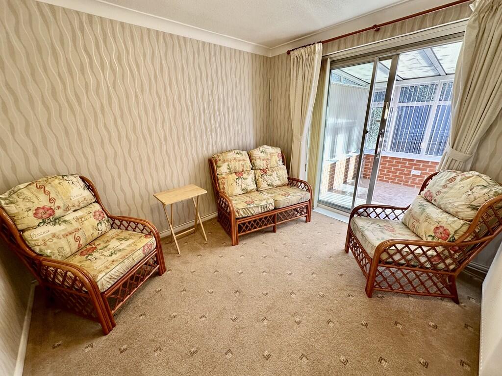Sandall Park Drive, Wheatley Hills, Doncaster photo 3