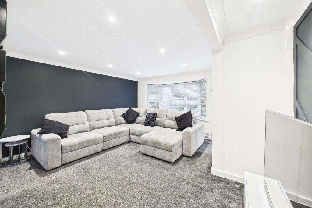 House in Sevenoaks, Edenbridge - View 2