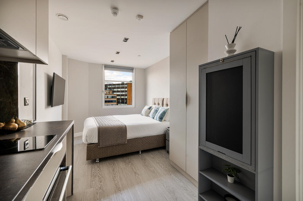 Main image of property: Unit 63, 35 Lowlands Road, Harrow, HA1 3WP