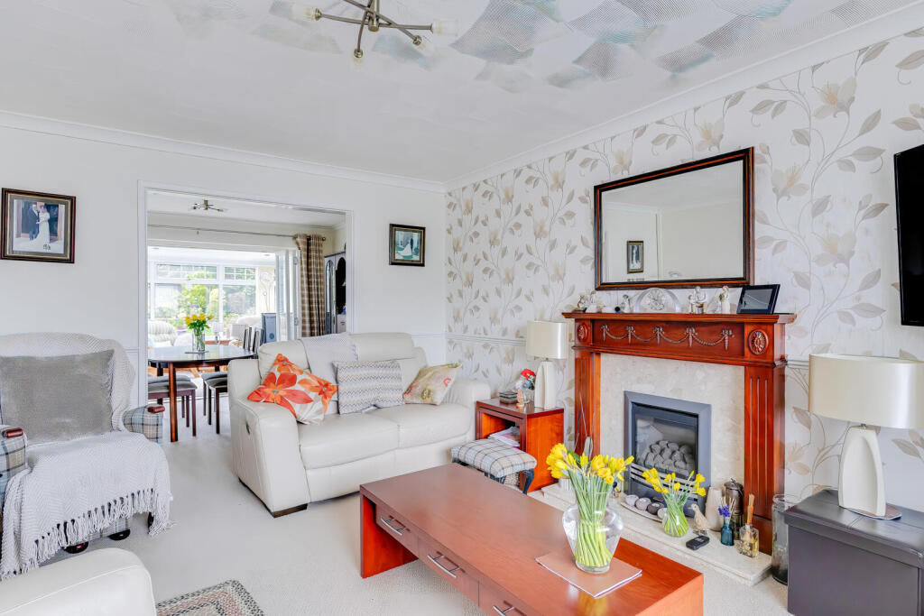 Maes Y Sarn, Pentyrch, Cardiff photo 2