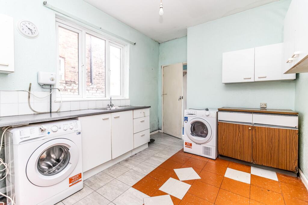 House in Southsea, Fratton - More