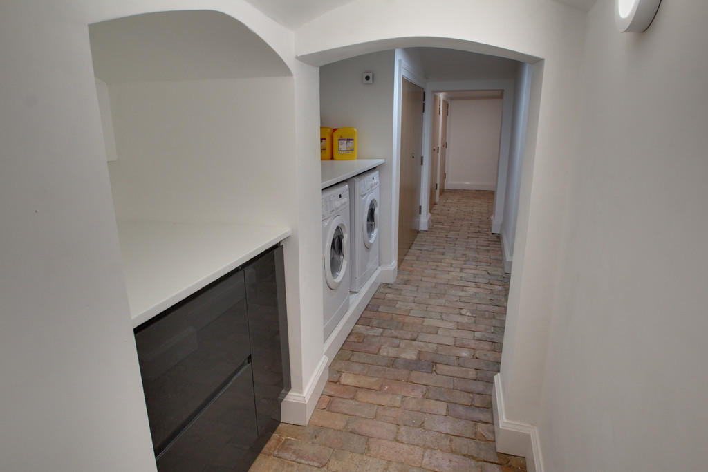 House in Leicester - More