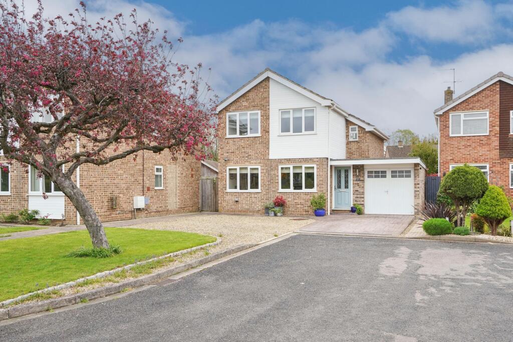 House in Vale of White Horse, Peachcroft, Abingdon on Thames