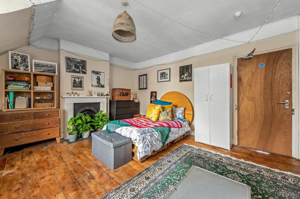 Main image of property: Brockley Road, London, SE4