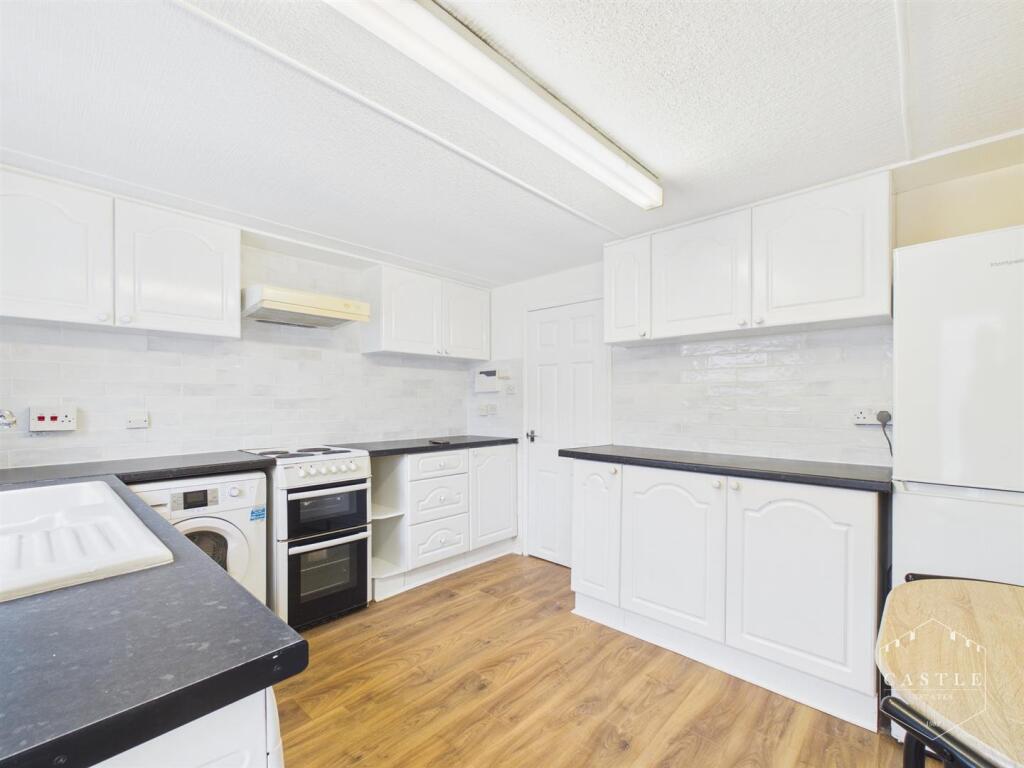 Springfield Park, Wykin Road, Hinckley - View 4