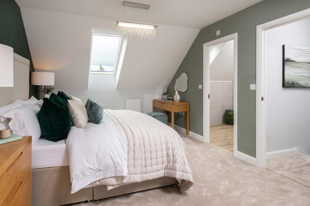 House in Macclesfield, Hurdsfield - More