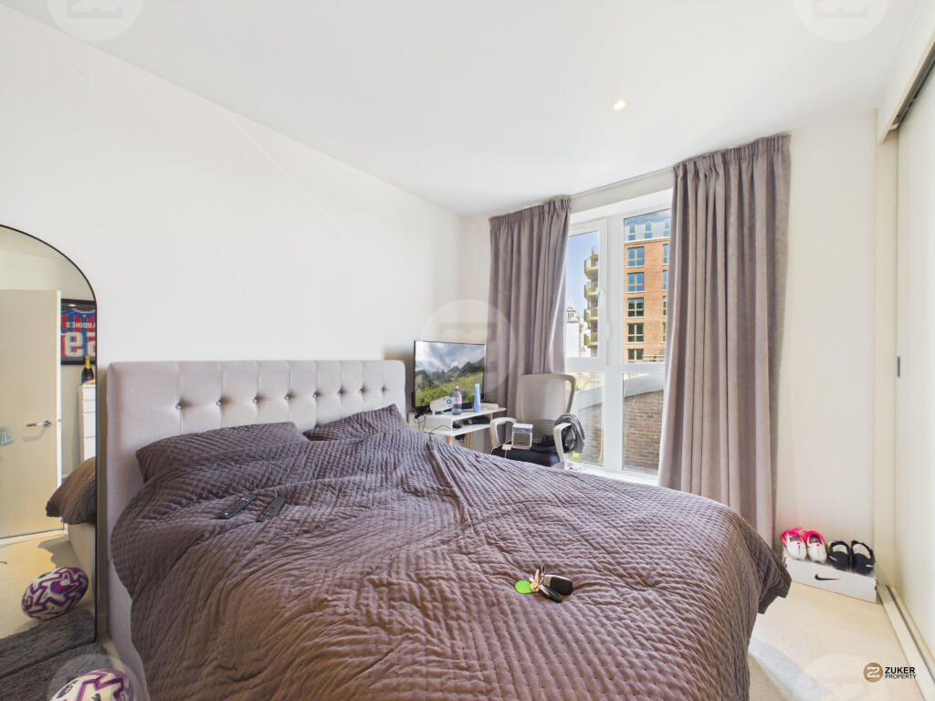 Apartment in London, Royal Borough of Greenwich - View 4
