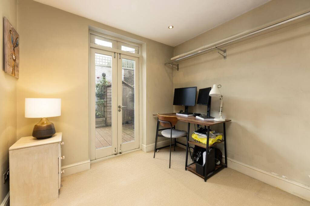 Wadham Road, 
East Putney, SW15 – pohled 4