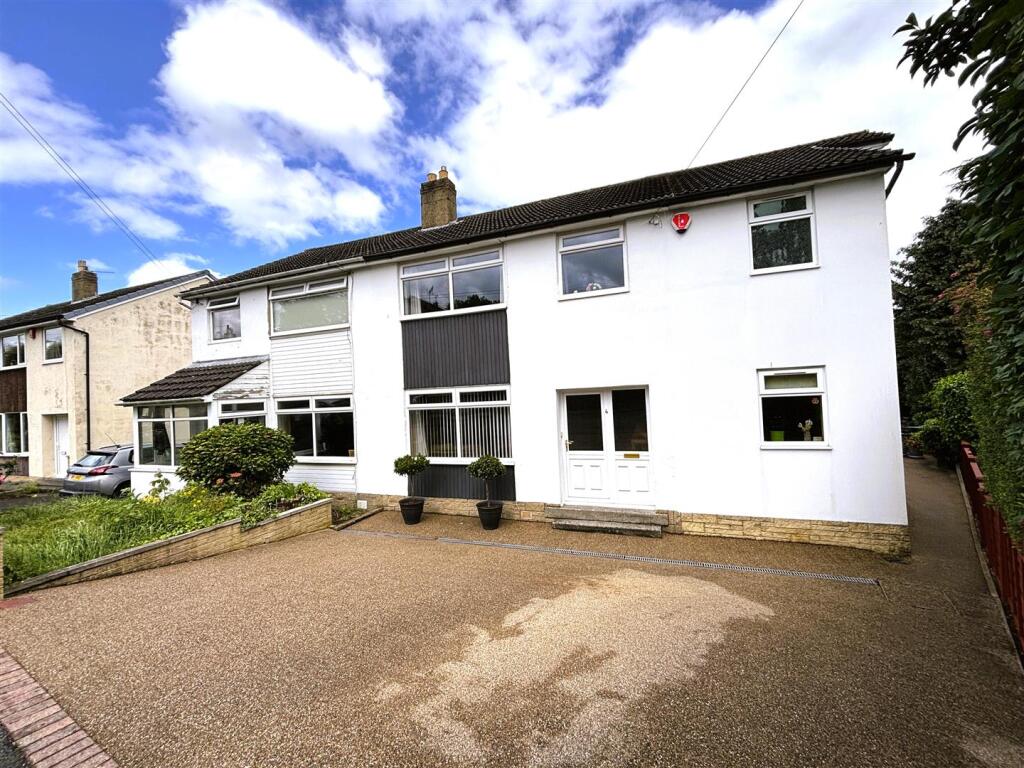 Main image of property: Bracken Avenue, Brighouse