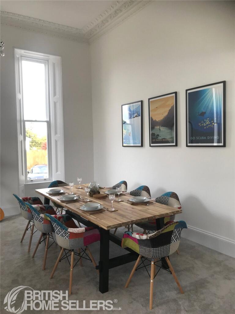 Apartment in Torquay, Wellswood - More