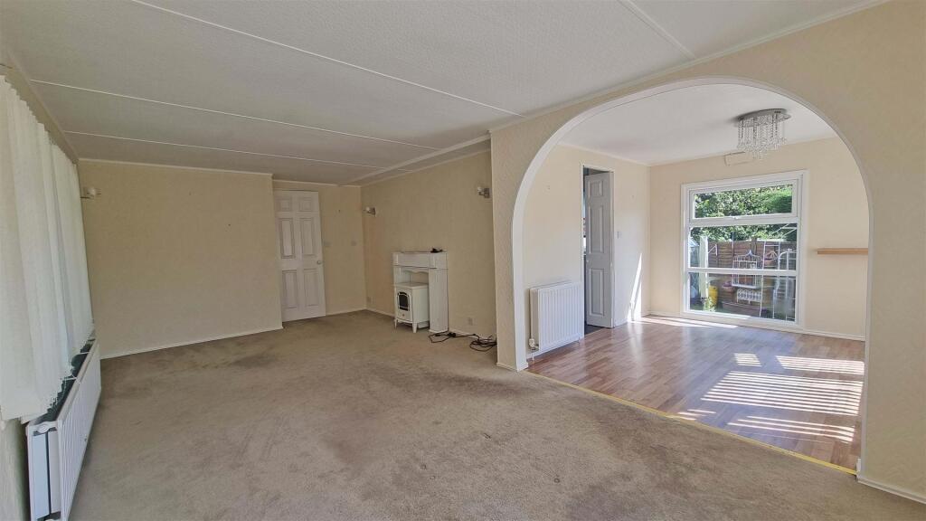 House in Stratford-on-Avon, Forshaw Heath, Tanworth-in-Arden - View 3