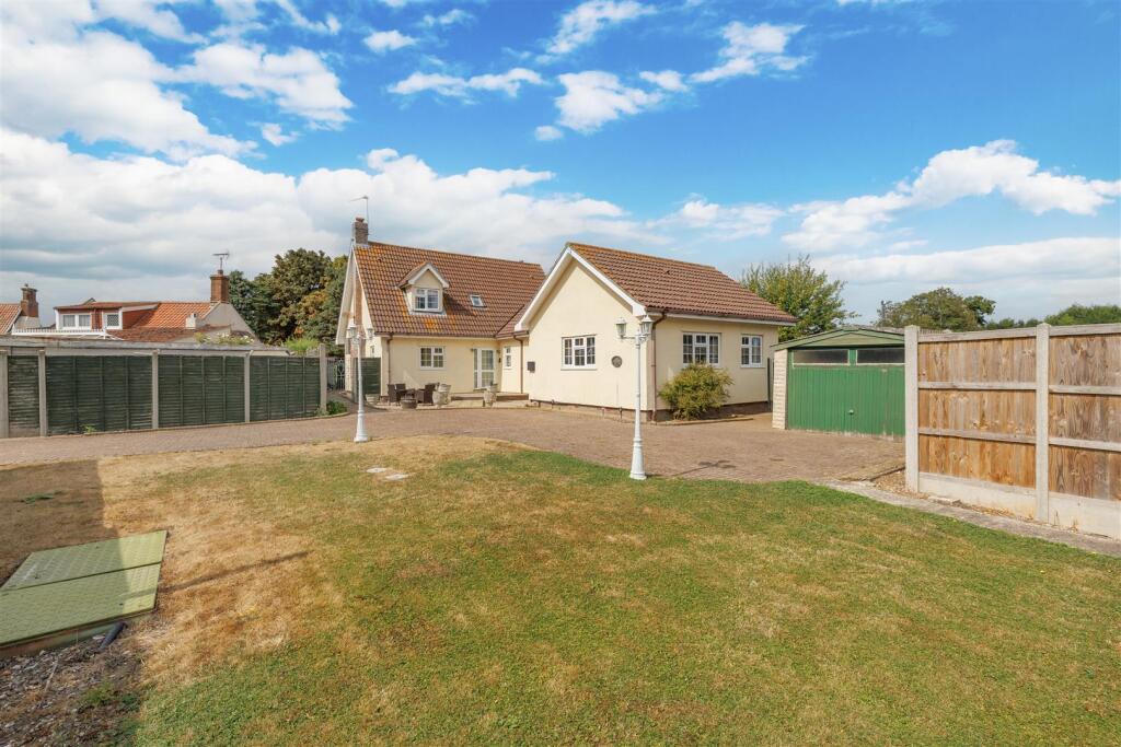 Main image of property: Low Road, Haddiscoe, Norwich