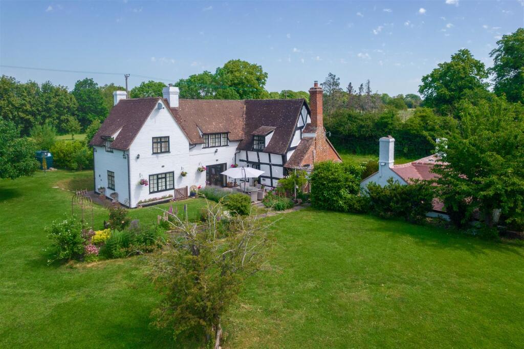 Main image of property: Longdon