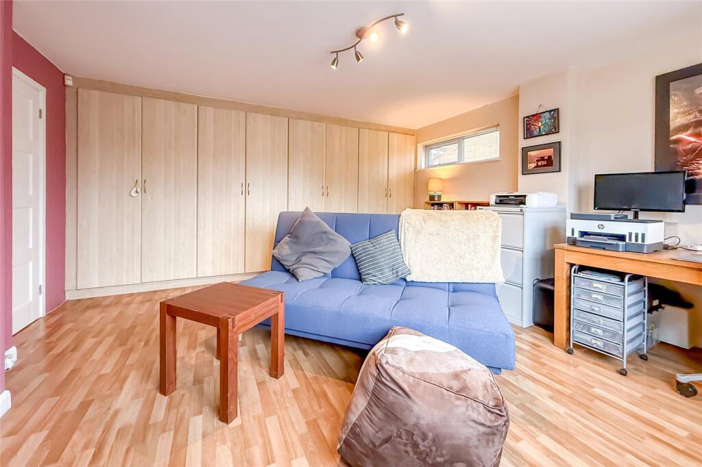 Additional image 18 of Aplins Close, Harpenden, Hertfordshire, AL5