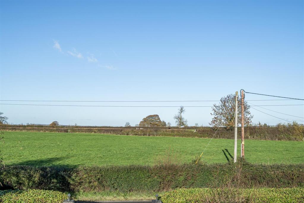 Additional image 18 of Tintinhull Road, Chilthorne Domer, Somerset.