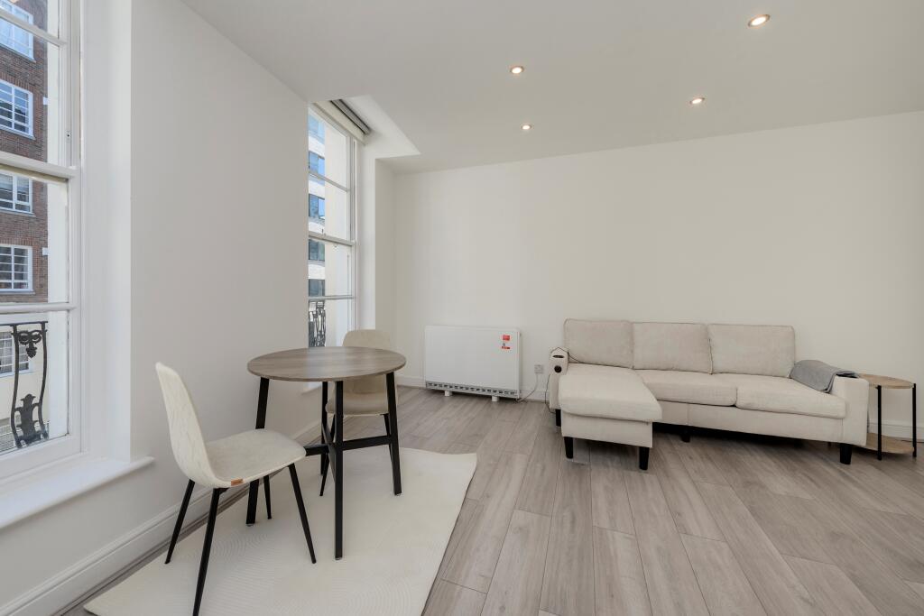Studio flat for rent