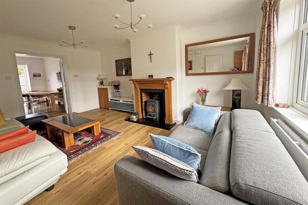 House in Guildford - More