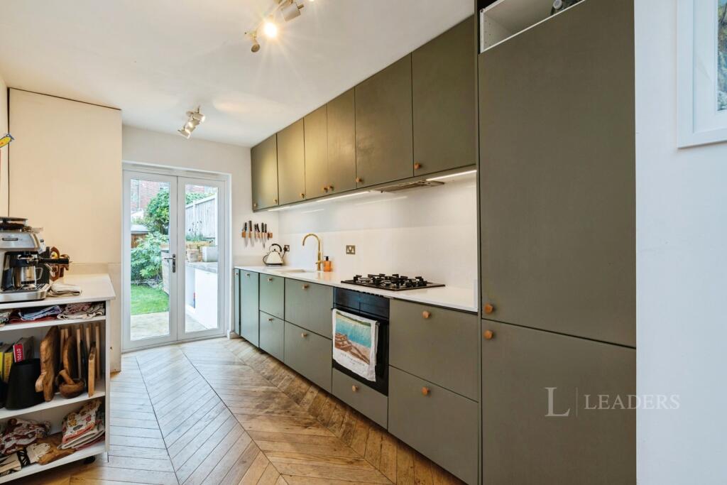 Property photo 8