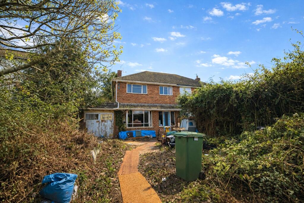Main image of property: Five Heads Road, Waterlooville, Hampshire, PO8