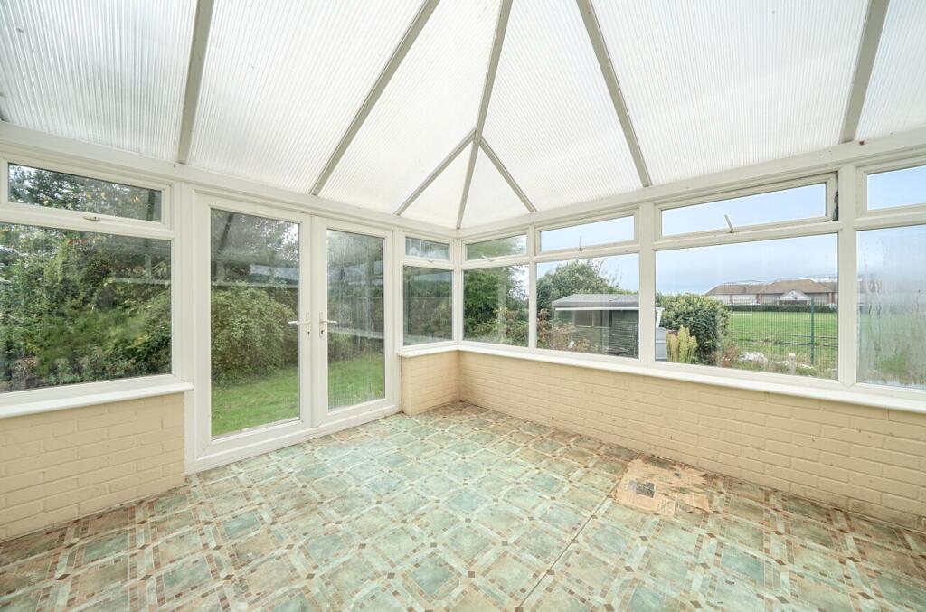 House in Chichester, Selsey - More