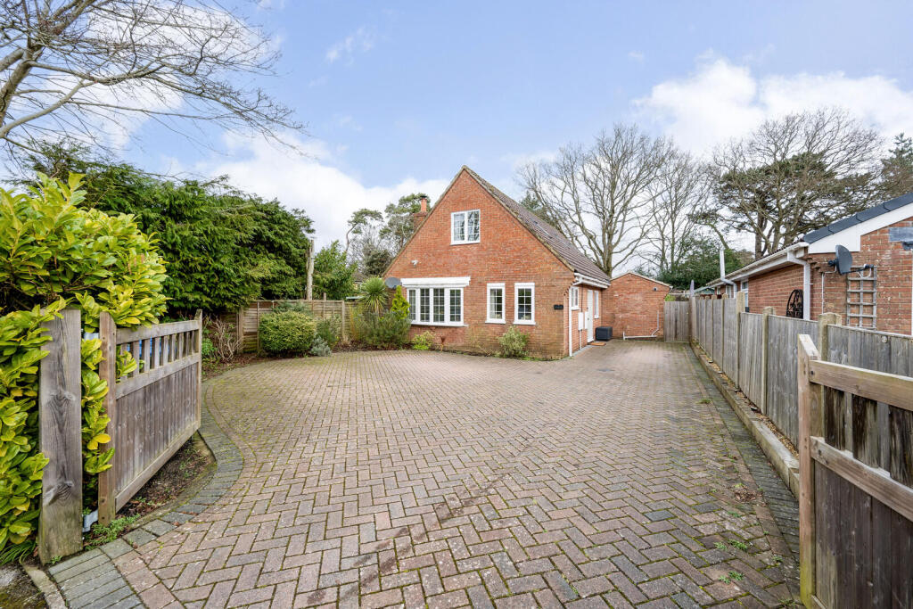 Main image of property: Cardinal Way, Locks Heath, Southampton