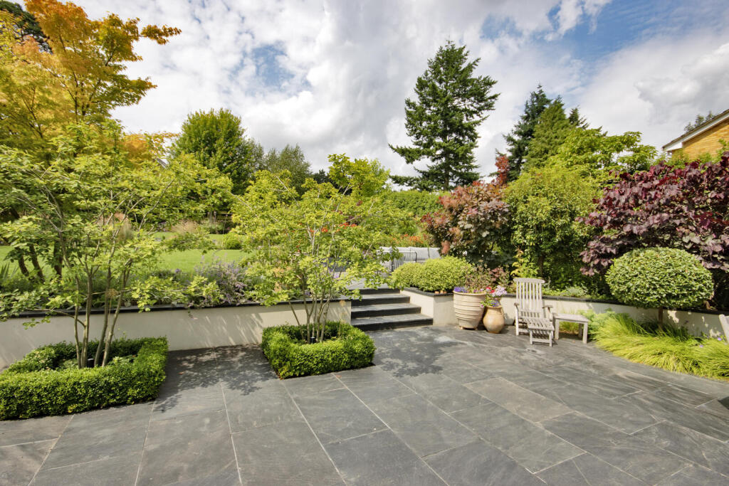 House in Tonbridge - View 4
