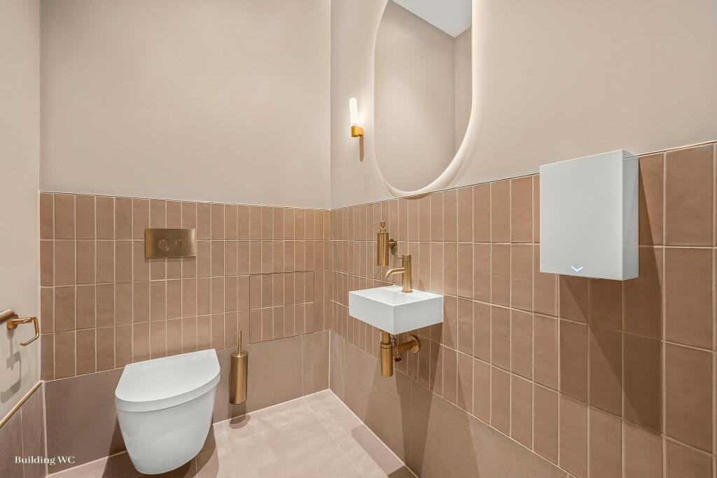 Building WC 1.jpg