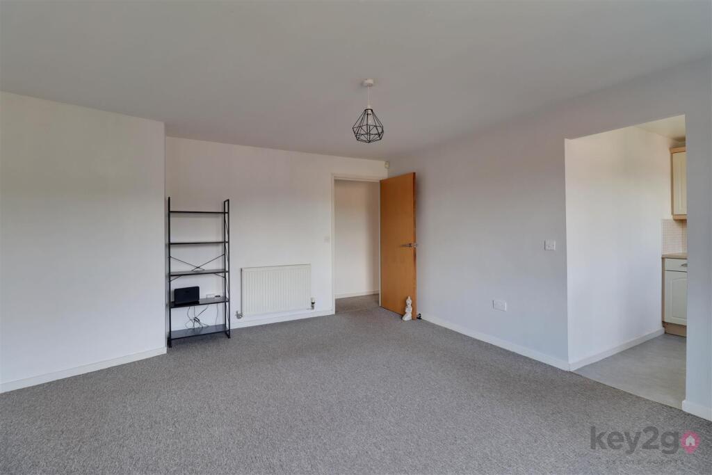 Apartment in Sheffield - View 4