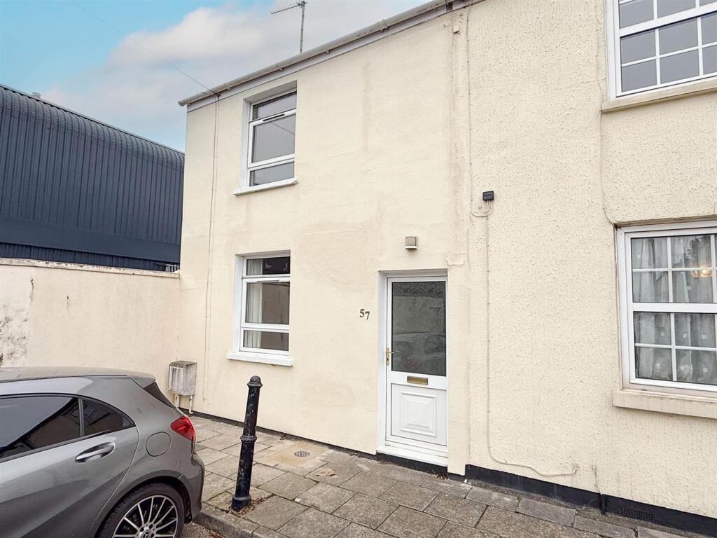 Main image of property: Russell Street, Cheltenham GL51 9HW