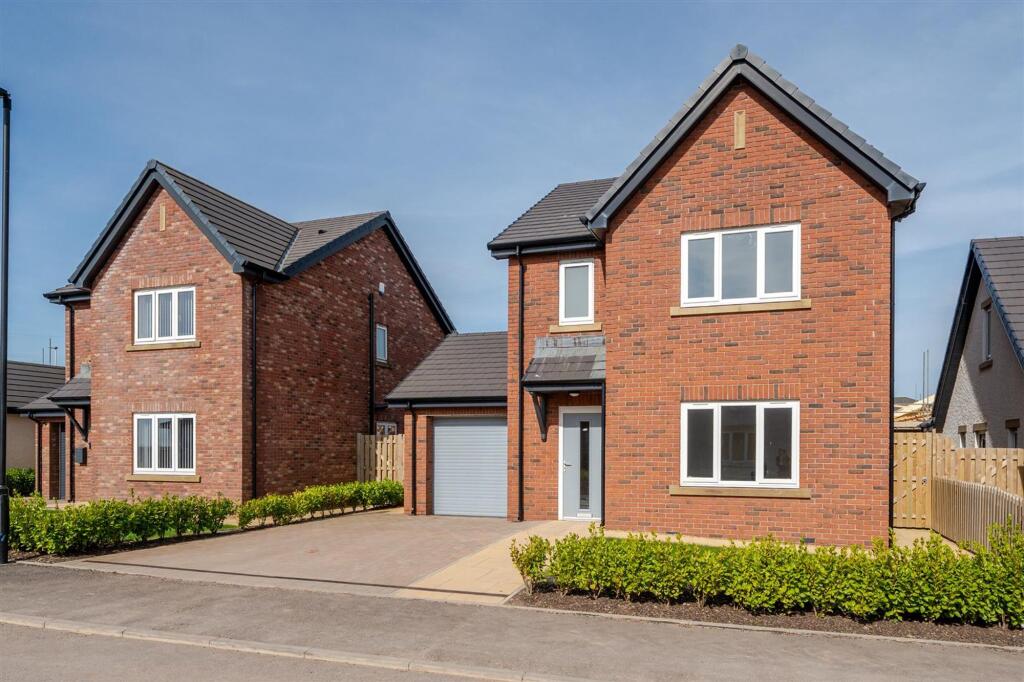 3-bed detached on High Stile Gardens, Hensingham, CA28, £295,000