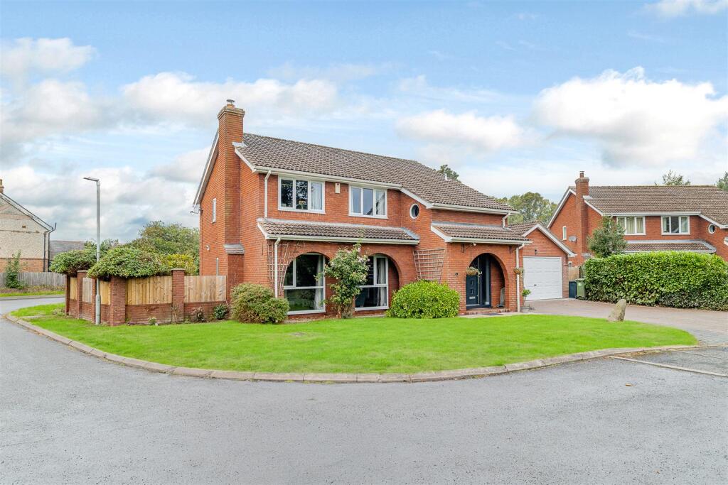 Main image of property: 1 Oakvale Court, Main Road, Dorrington, Shrewsbury, SY5 7JW