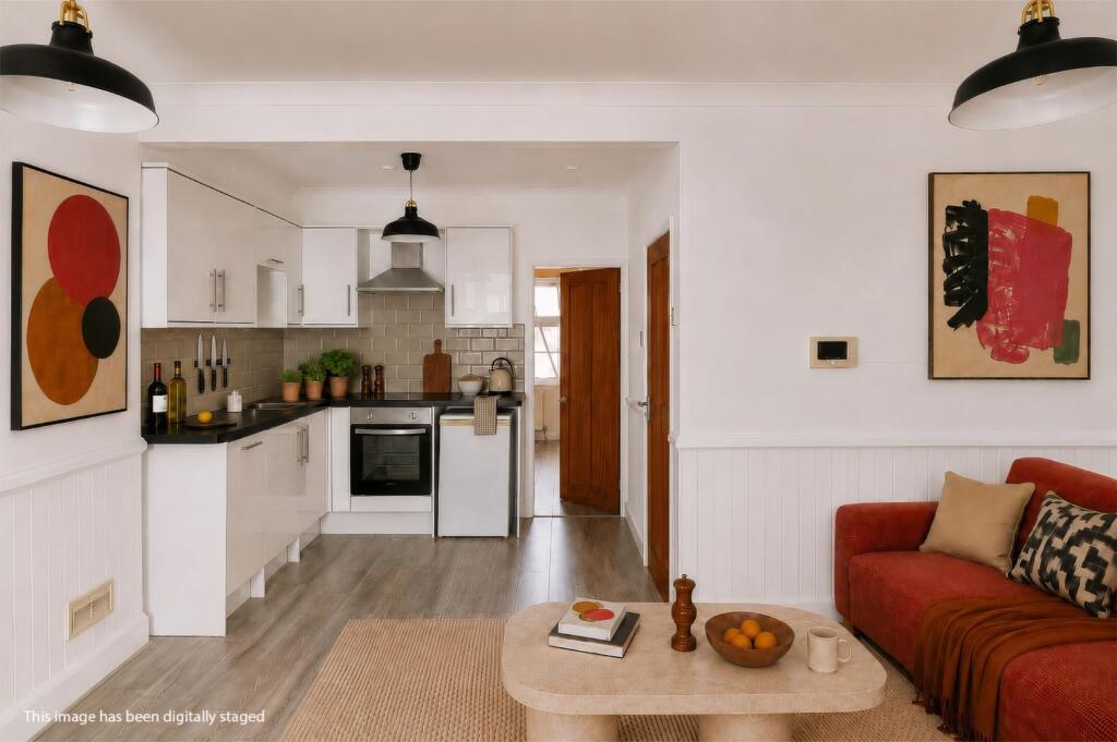 Apartment in Bristol - View 3